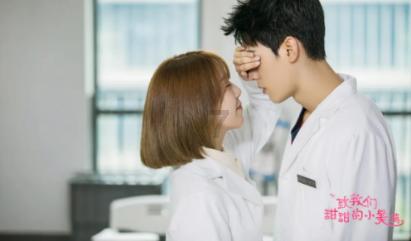 迷路的可爱男孩